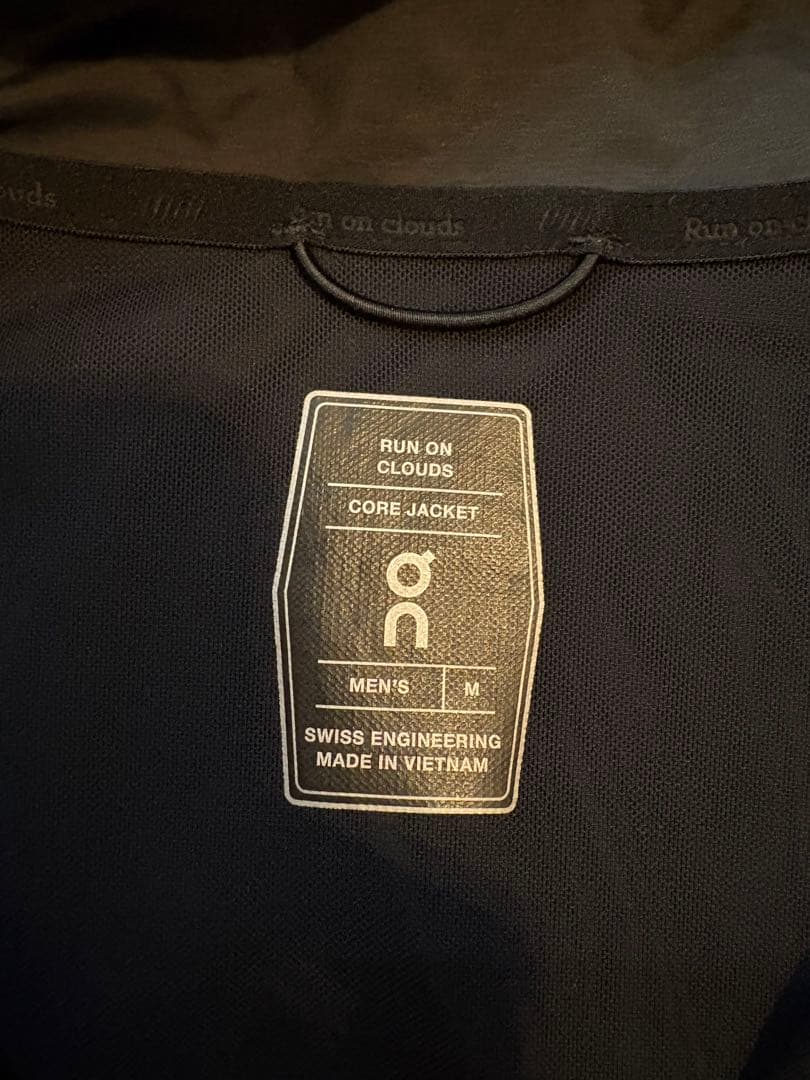 on Core Jacket メンズ M ブラック