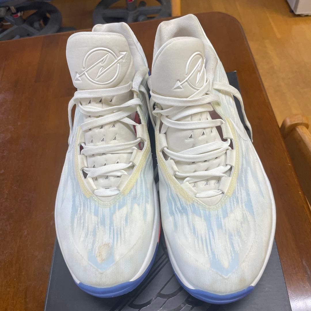 Nike Gt cut 2 size 33cmバスケットボールシューズ ホワイト