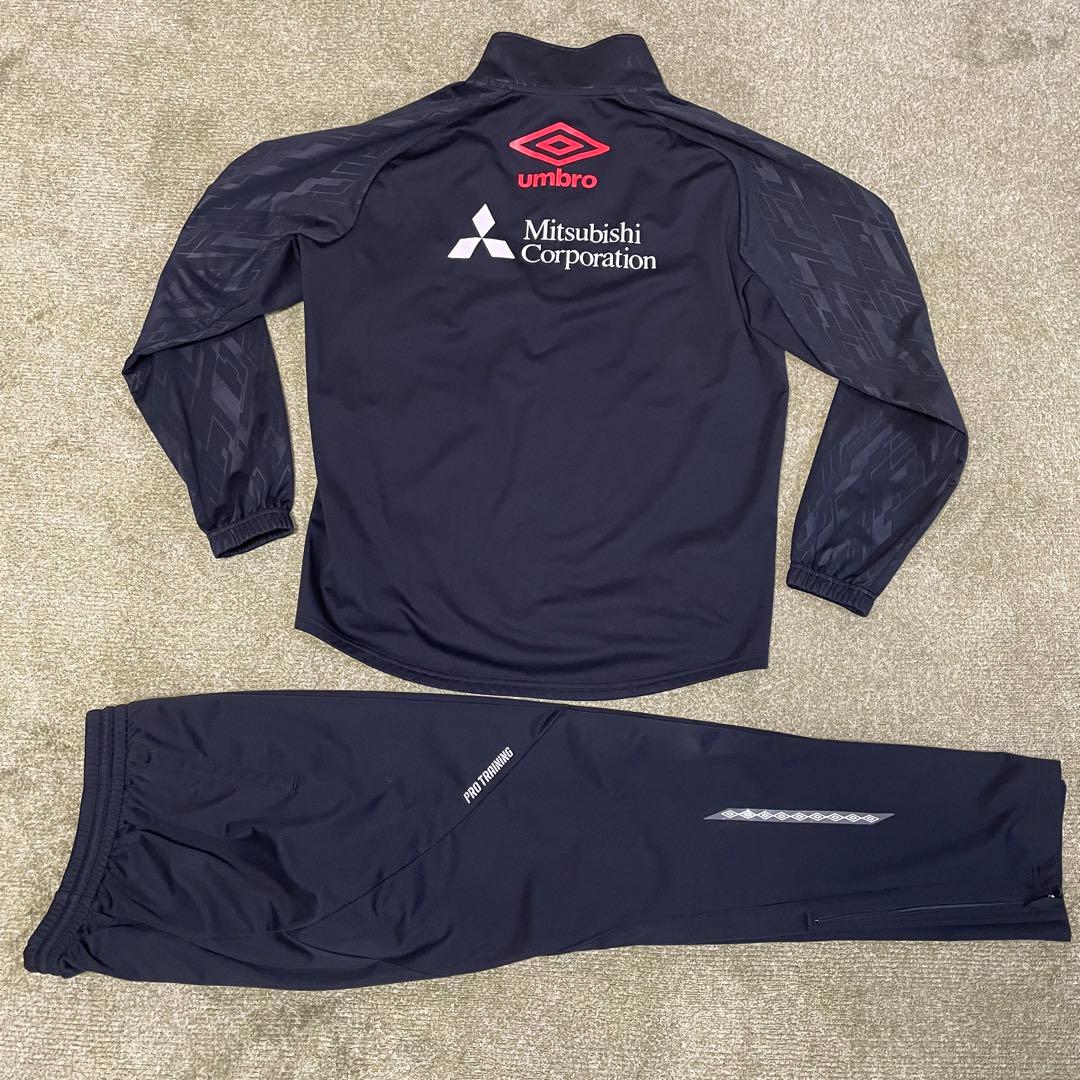 UMBRO FC東京 監督 コーチ スタッフ 支給品 非売品 トレーニングスーツ