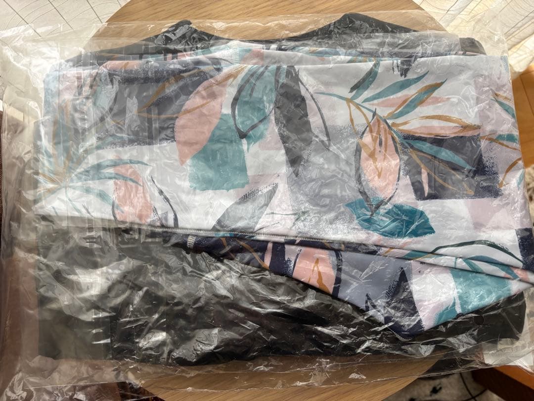 【新品未開封】SUKARA カップ付きTシャツ&レギンスセットアップ　Sサイズ