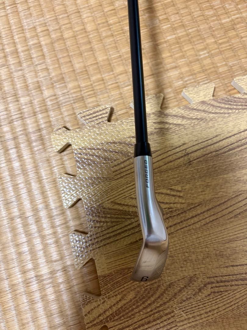 ゼクシオエックスアイアン　6番単品