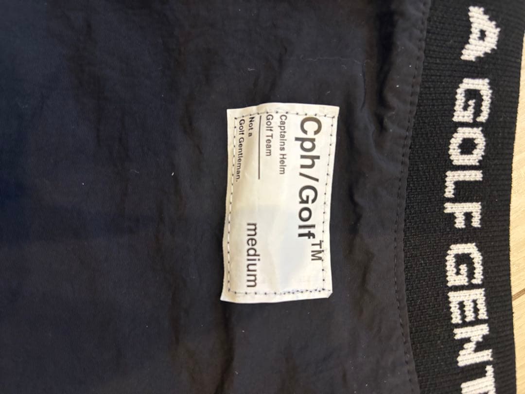 Cph/Golf™ ブラック ナイロンシャツ M