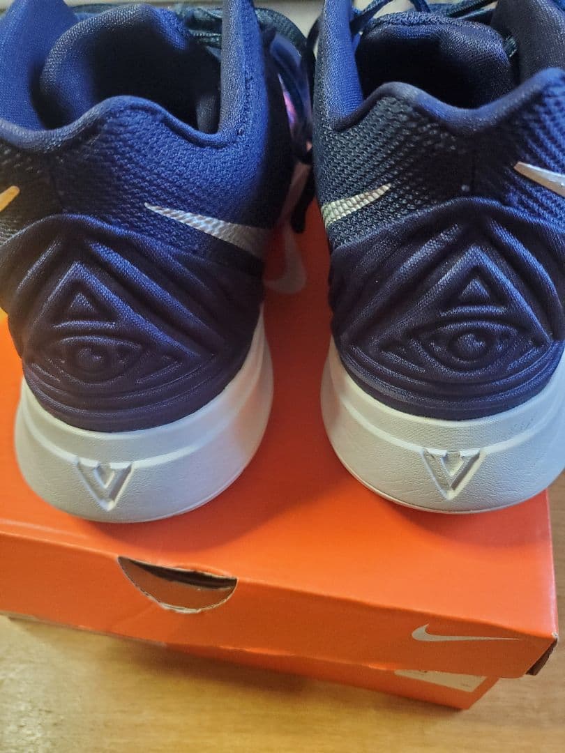 【Nike Kyrie 5 EP 'Galaxy' AO2919-900】中古品