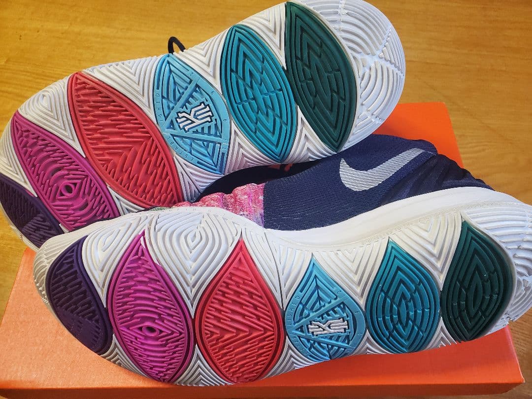 【Nike Kyrie 5 EP 'Galaxy' AO2919-900】中古品