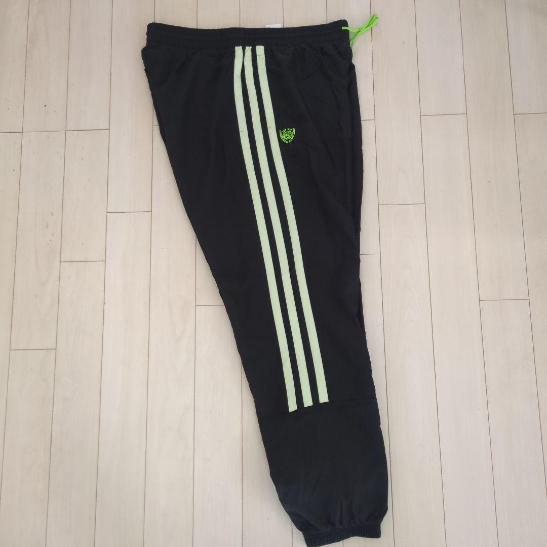 【新品・稀少サイズ5XO】adidasドノバン・ミッチェルバスケットボールパンツ