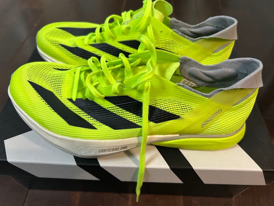 ADIZEROアバンチ 24cm