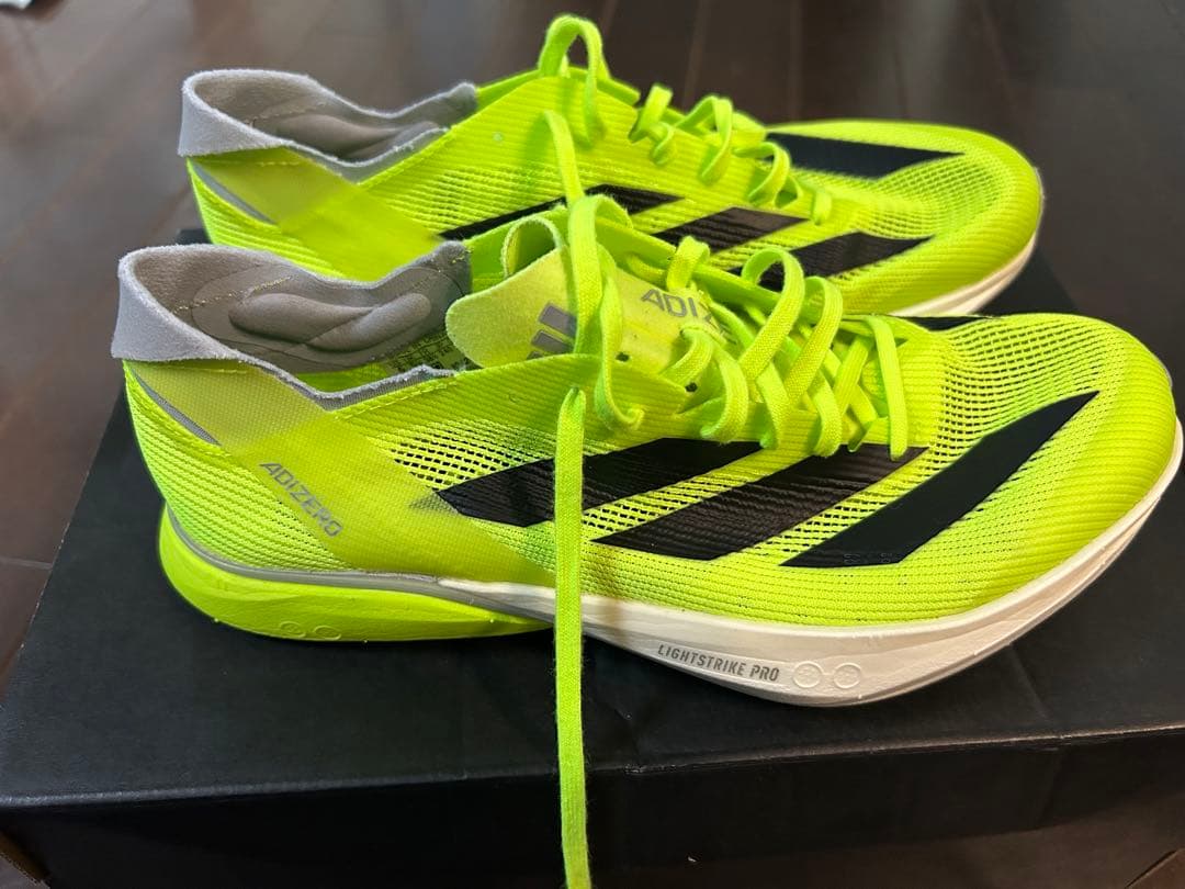 ADIZEROアバンチ 24cm