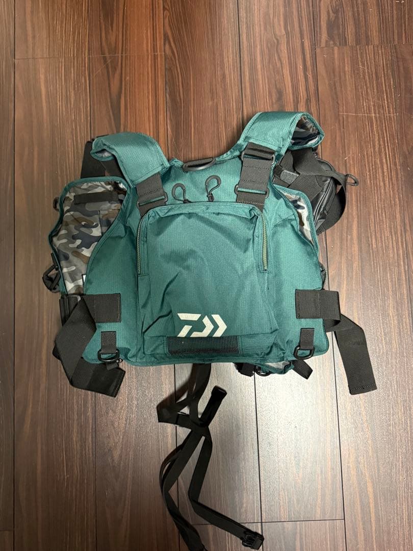 DAIWA フローティングベスト