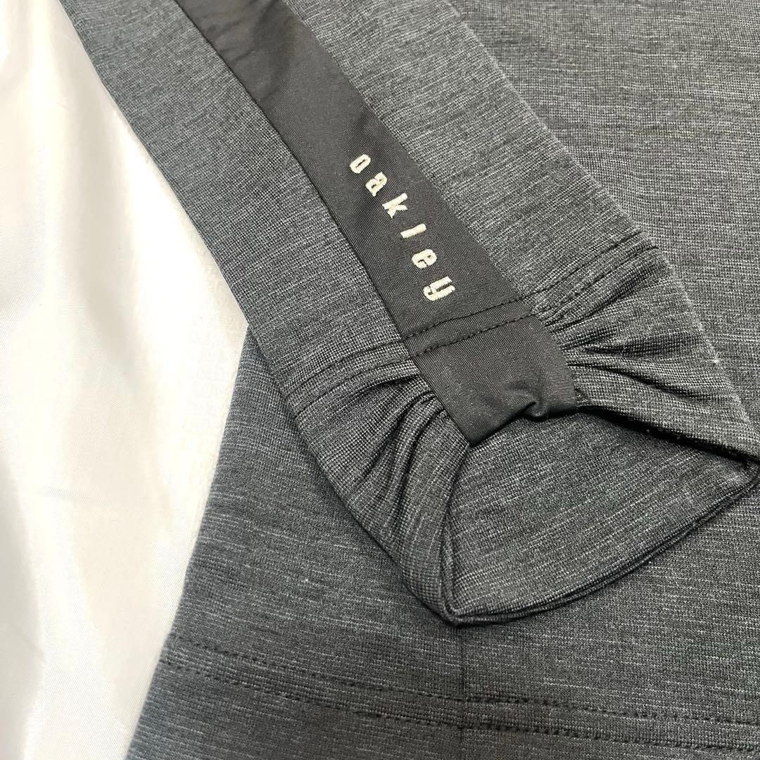 Oakley レディース タートルネックインナーシャツ サイズM 黒 /グレー