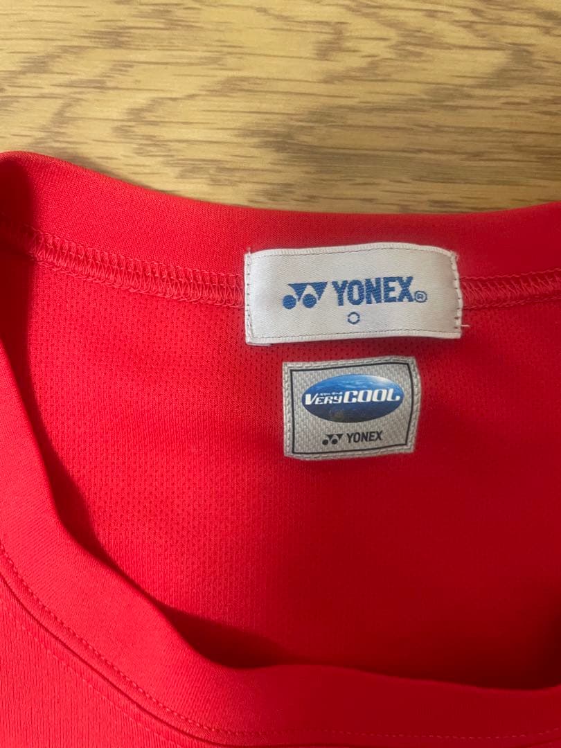 YONEX バドミントンウェア Oサイズ レッド