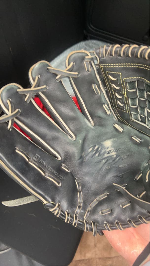 Mizuno 硬式グローブ 黒 左　投手用