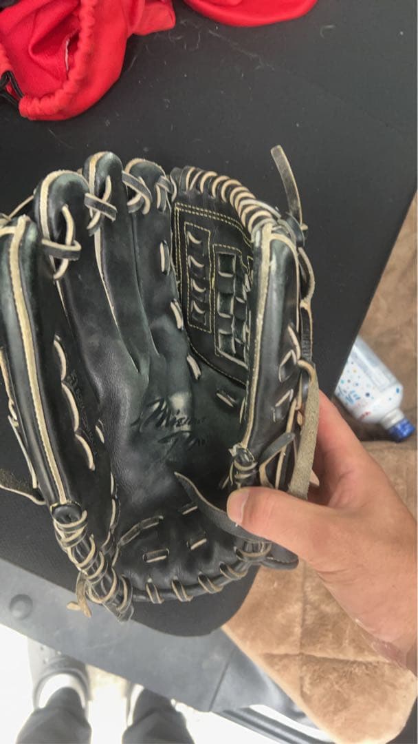 Mizuno 硬式グローブ 黒 左　投手用