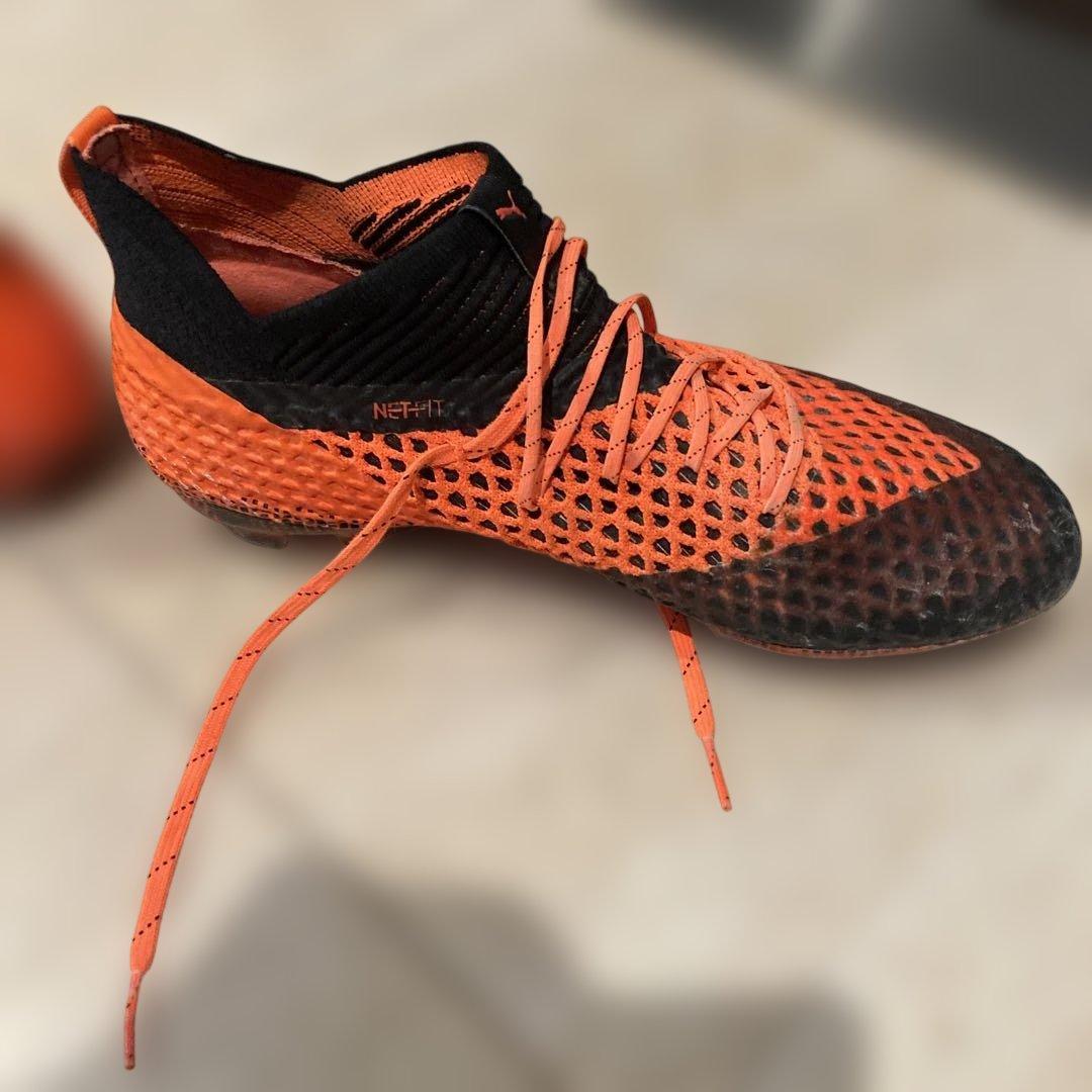 サッカー　スパイク　PUMA 28㎝