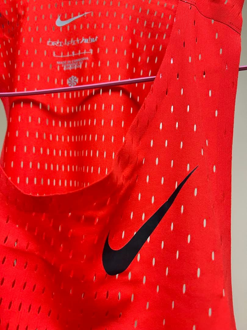 Nike Dri-FIT ADV エアロスイフト
