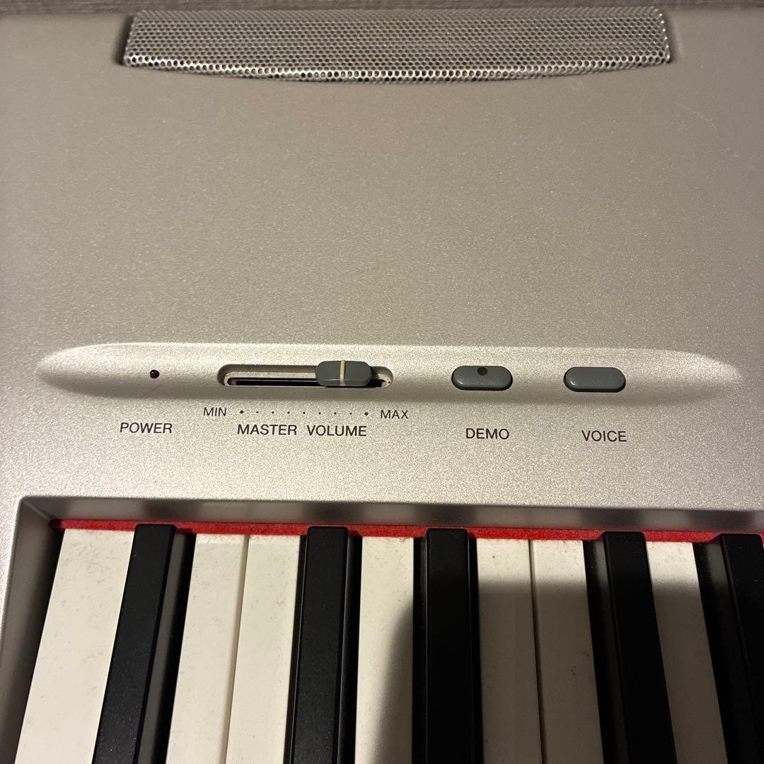 YAMAHA P-60 電子ピアノ【椅子、譜面台、カバー付き】