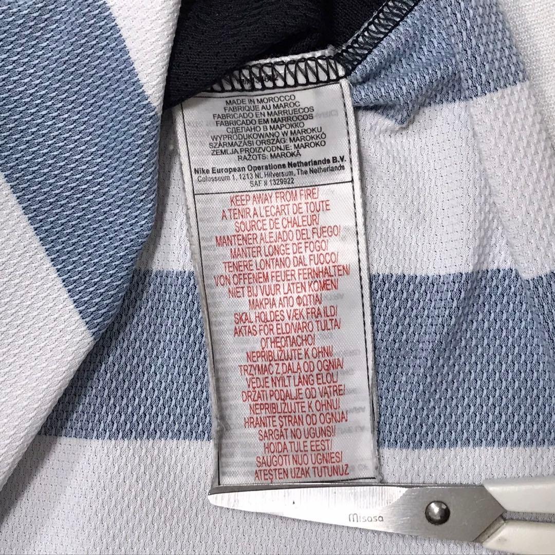 06-07 セリエB NIKE×ユベントス　半袖サッカーユニフォーム　刺繍ロゴ