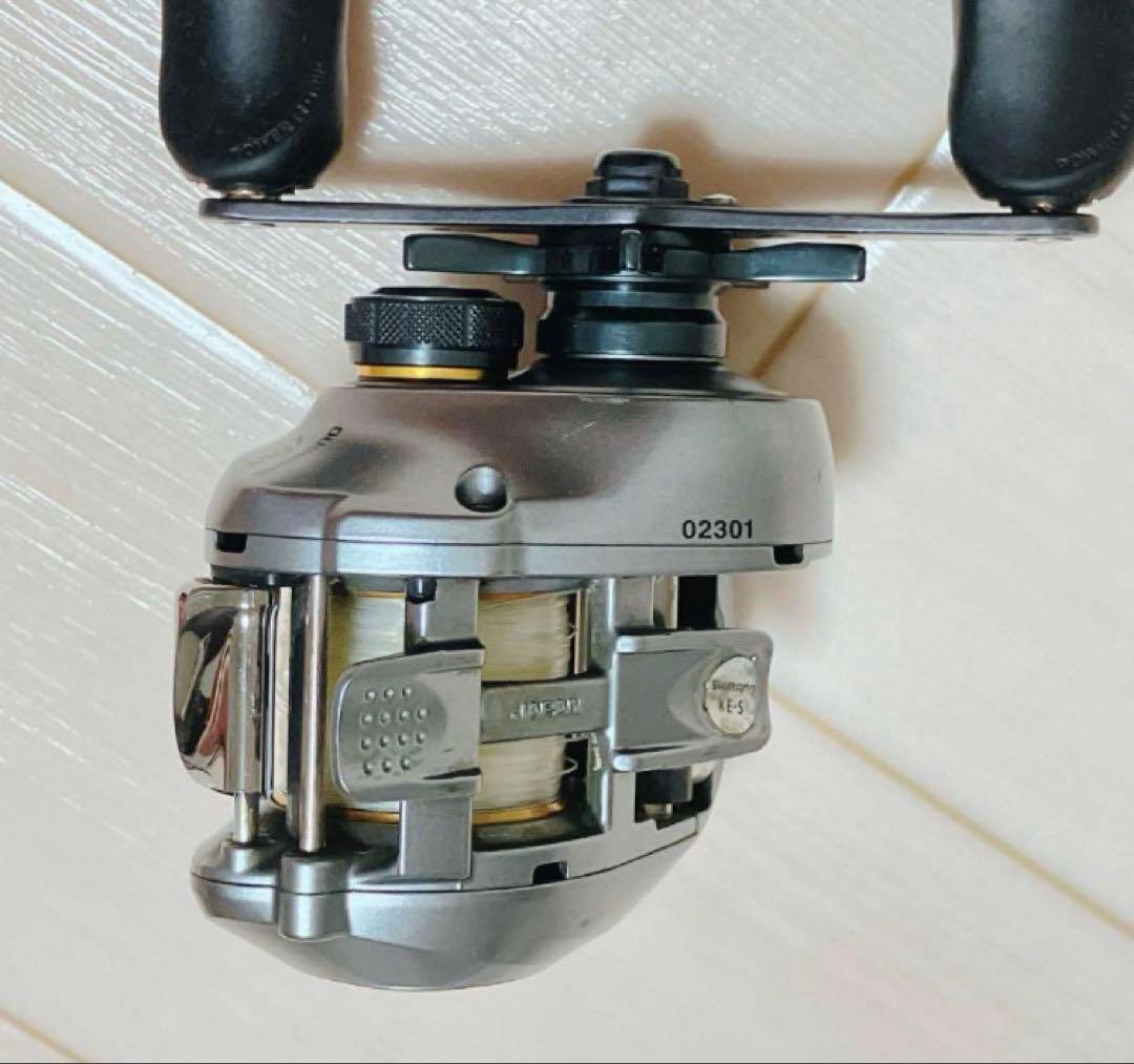 【美品】シマノ SHIMANO アルデバラン Mg7 リール
