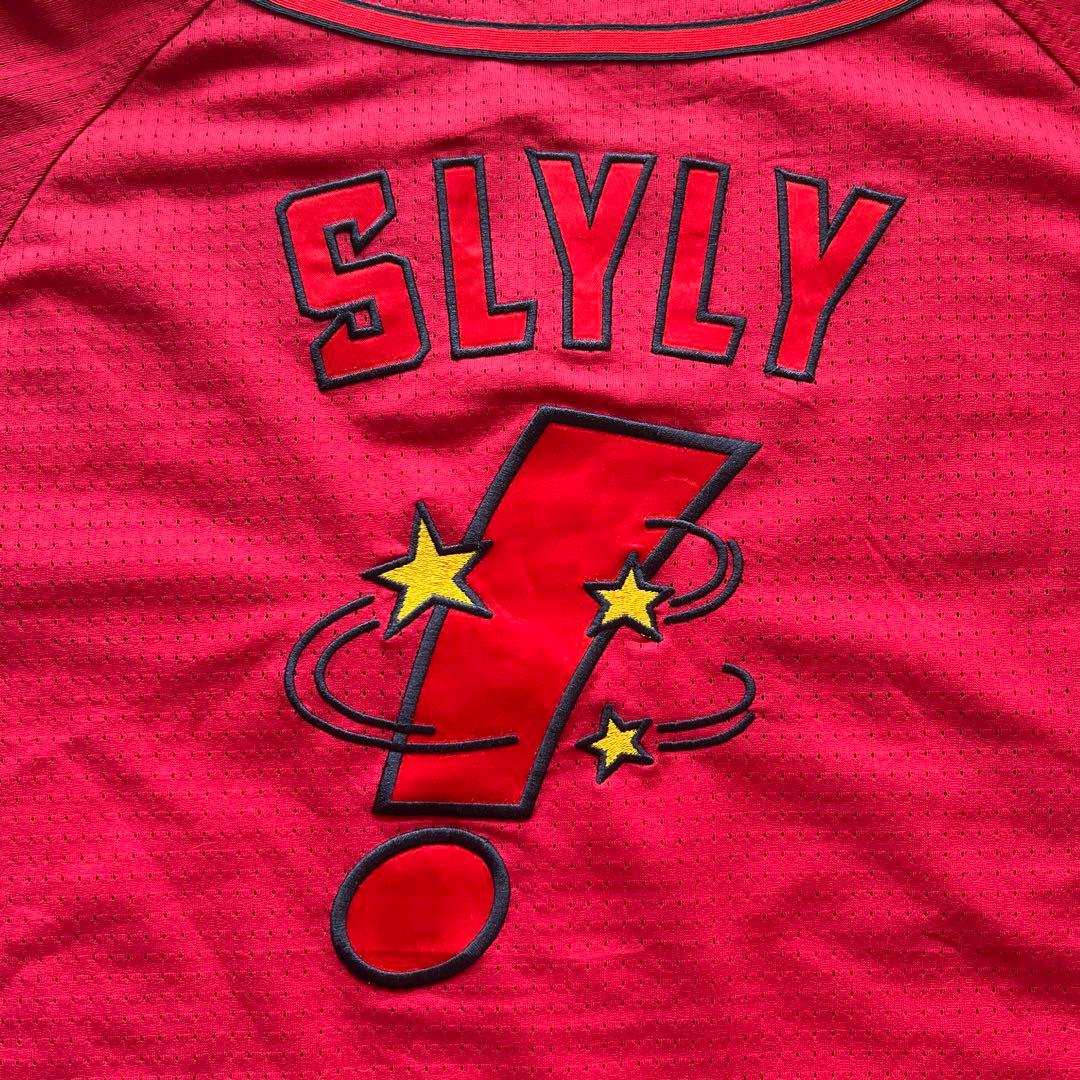 広島カープ SLYLY ビジター ハイクオリティ ユニフォーム Mサイズ