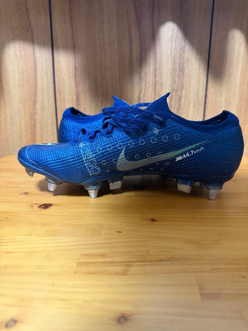 Nike マーキュリアルヴェイパー13 SG