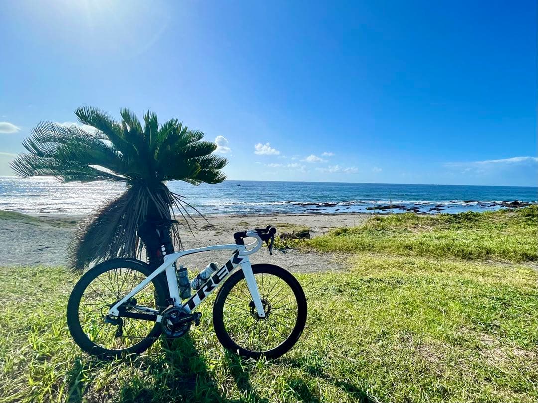 自転車本体 TREK MADONE 2022+ BONTRAGER Aeolus pro 3