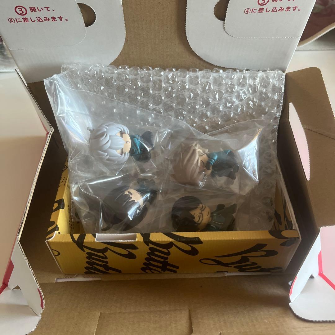 ワールドトリガー　肩ズンfig ガチャ　遊真　ヒュース　修　千佳　セット