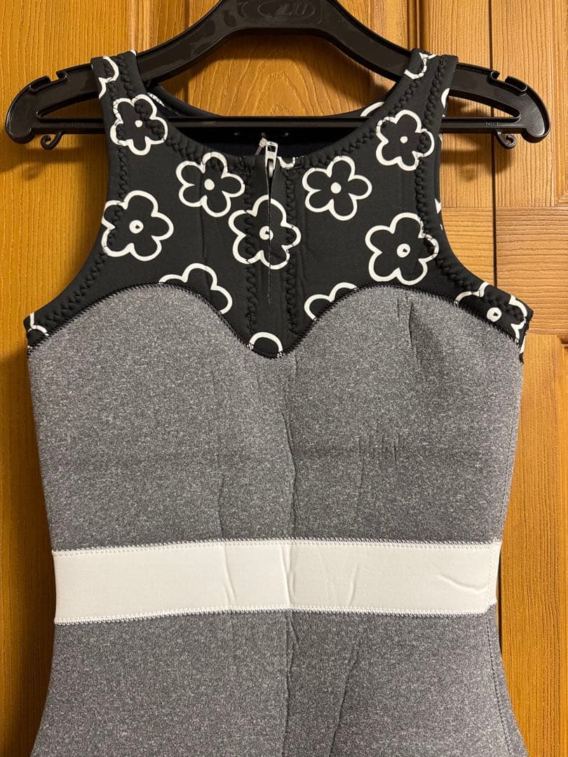 大人可愛い♪ Sea×me ロングジョン ウェットスーツ 花柄×グレー 新品