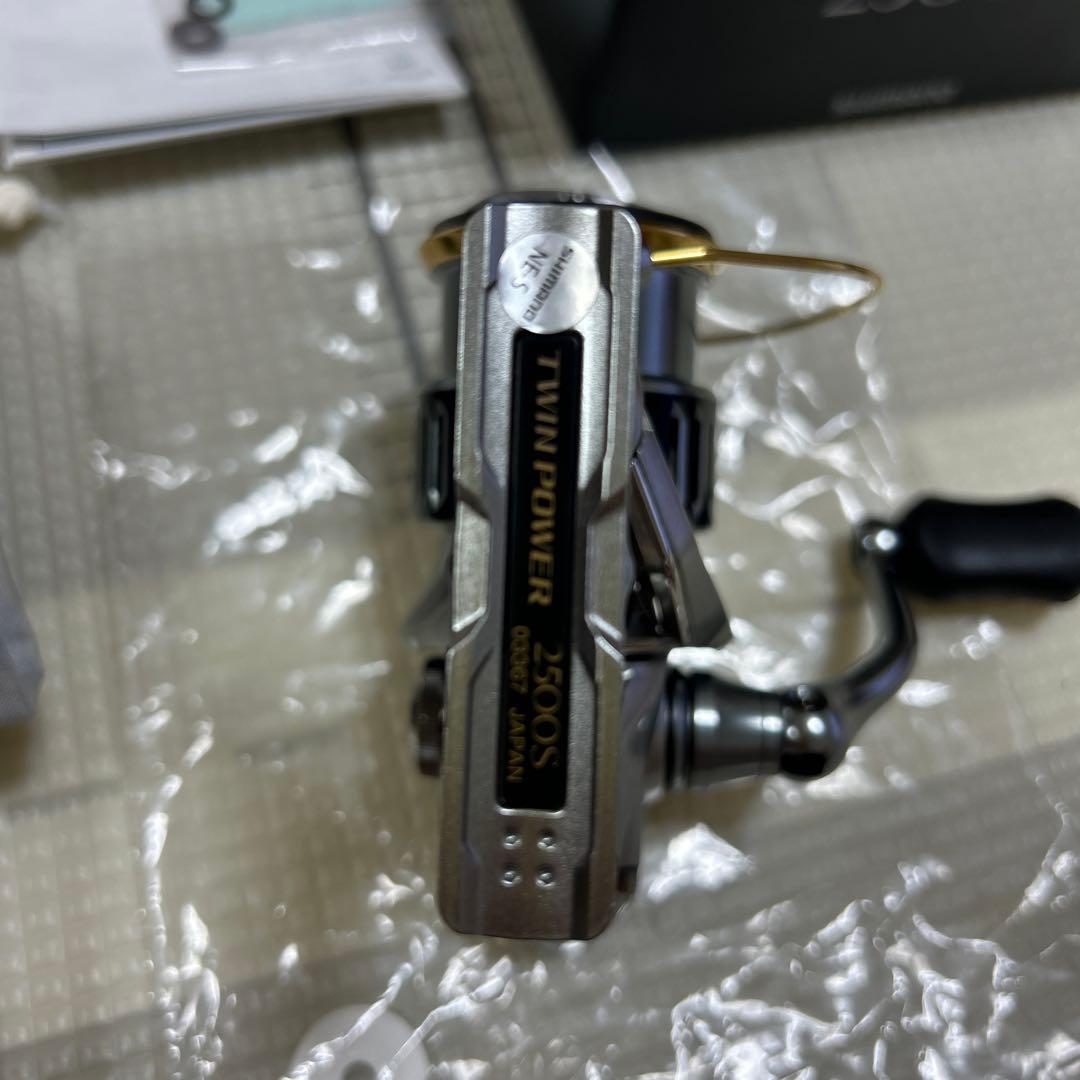 SHIMANO 15TWIN POWER 2500S ツインパワー