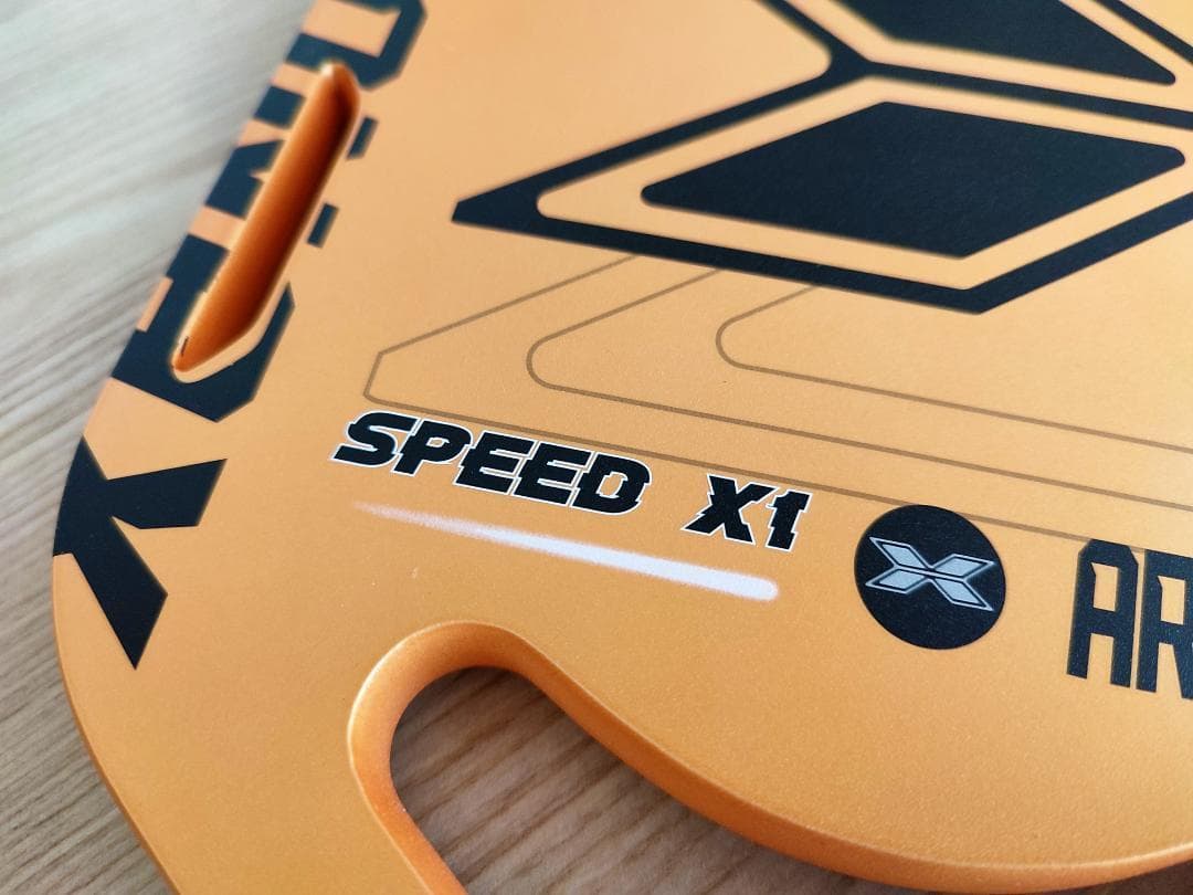 ARRONAX SPEED X1 ピックルボール パドル エッジレス 黄金色 黄
