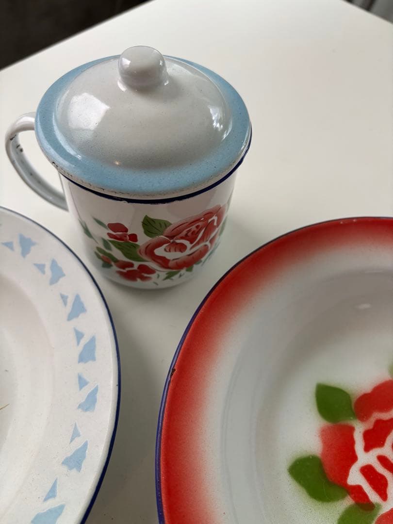 花柄　アジアン　琺瑯　皿　器　布セット　台湾　タイ　レトロ　ホーロー　キャンプ
