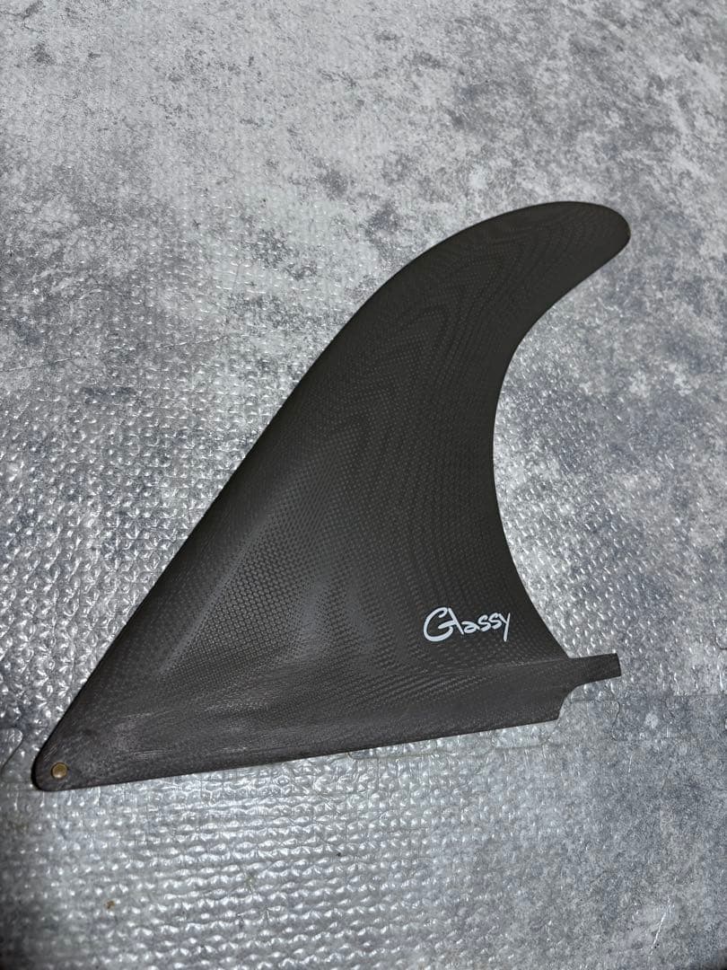 美品　送料込GLASSYセンターフィン9.0