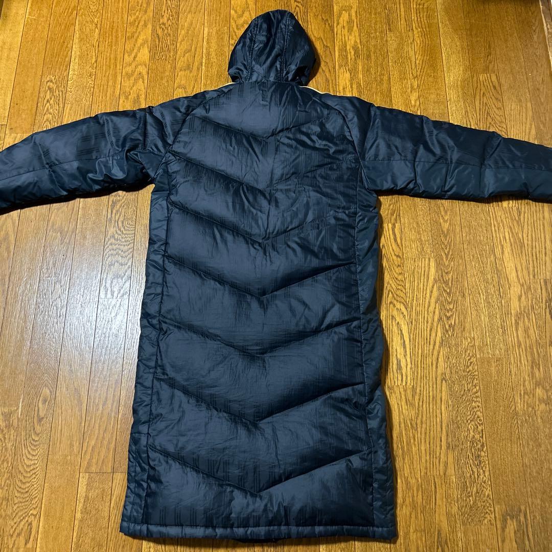 超美品！adidas ロングダウンコート　ベンチコート ネイビー/ゴールド