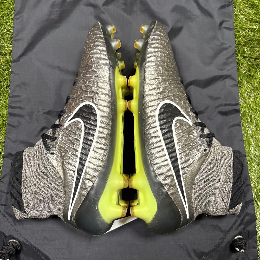 シューズ NIKE Magista Obra FG 27cm