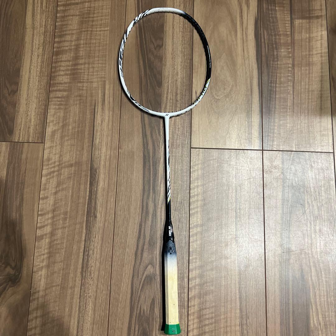アストロクス99proとアストロクス100ツアーVAダークオリーブ