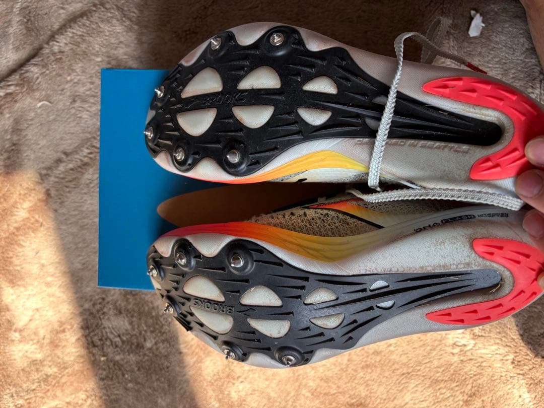 Brooks Hyperion Elite LD スパイク 25.5cm