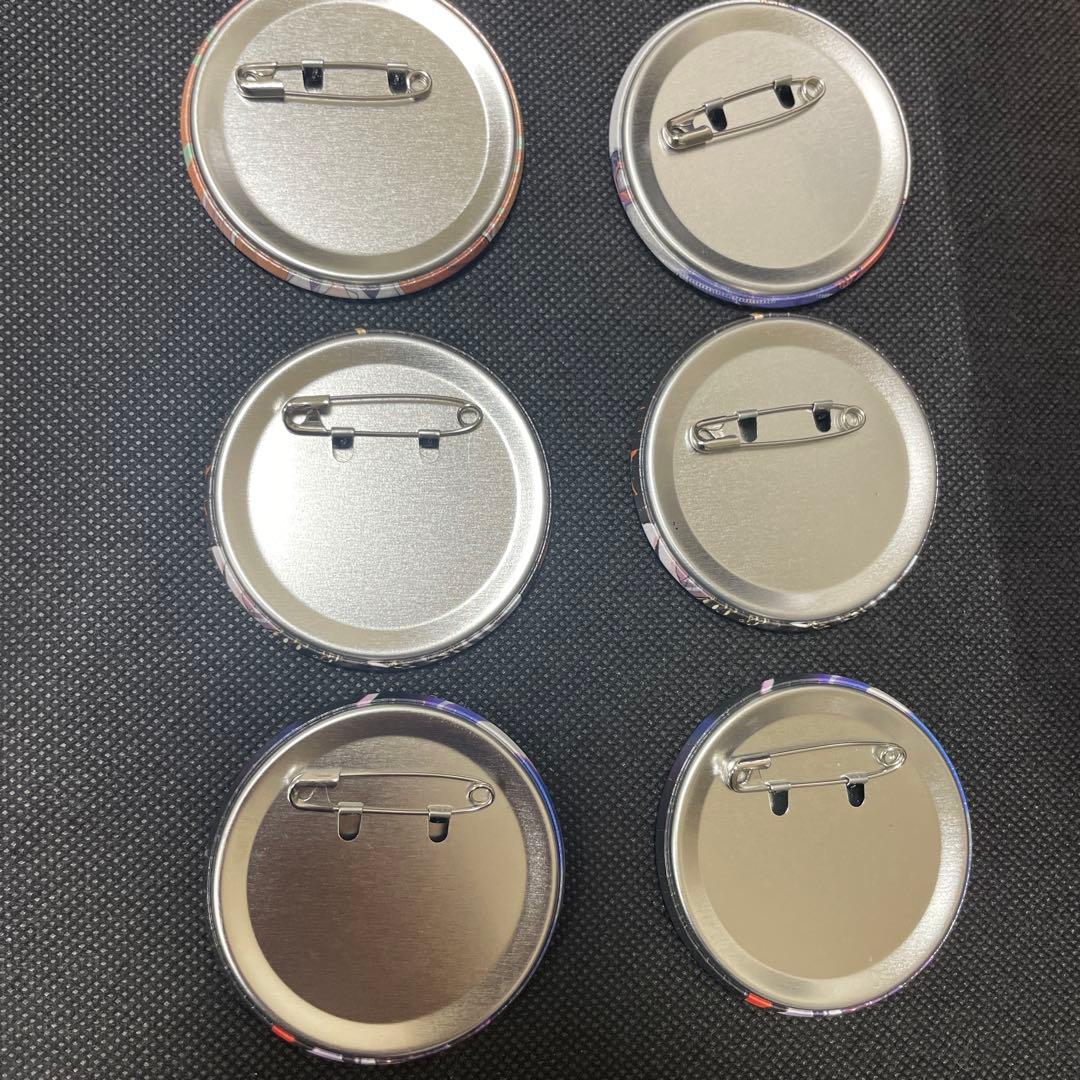 クロノヴァ　缶バッジ　うるみや　セット　おまけ付き