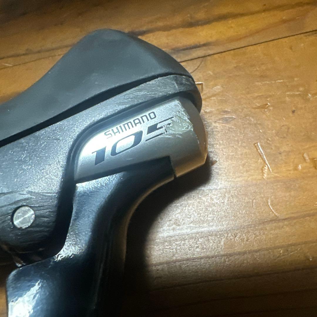 Shimano 105 5800系2✖️11速用 左ブラケットカバーありません