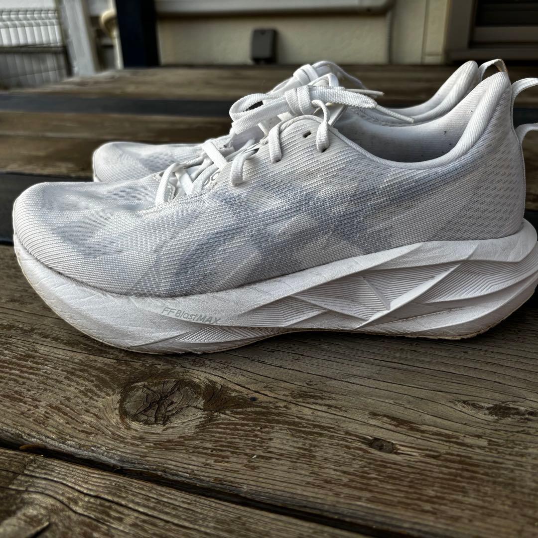 スパイク・シューズ asics NOVABLAST5 28.0cm