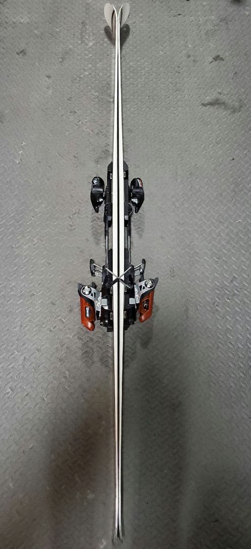 ROSSIGNIOL　GSスキー板ロシニョールWC 188cmR30ルック