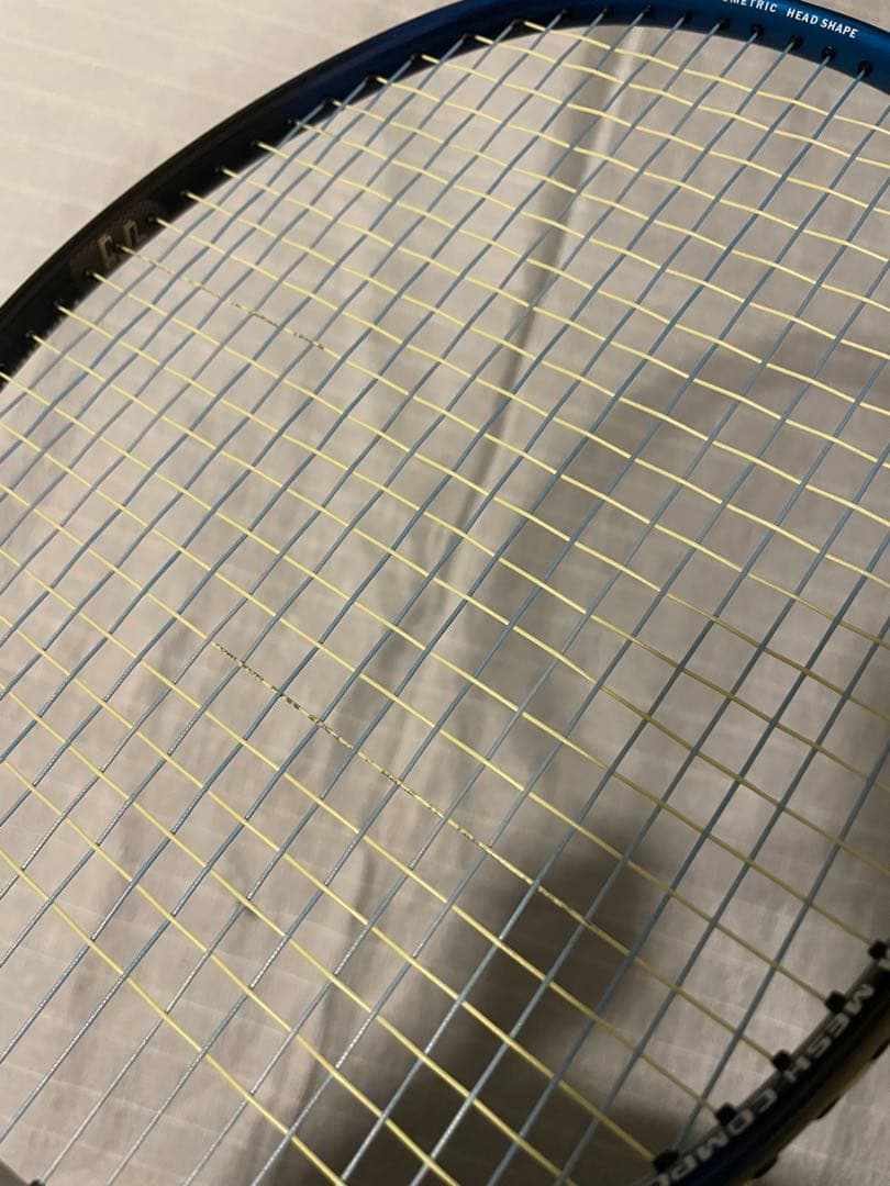 希少　Titanium Mesh 4 バドミントンラケット