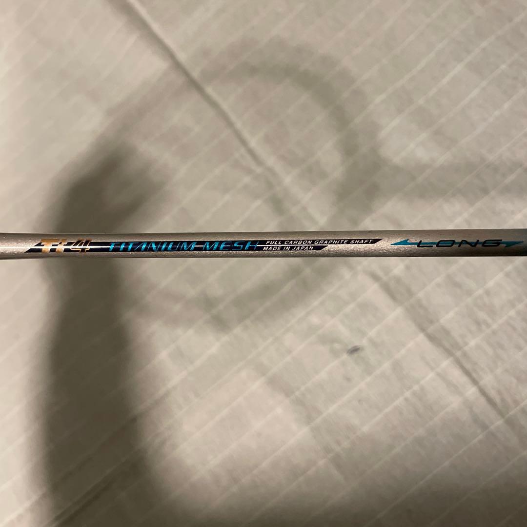希少　Titanium Mesh 4 バドミントンラケット