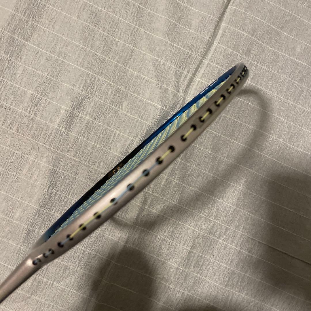 希少　Titanium Mesh 4 バドミントンラケット
