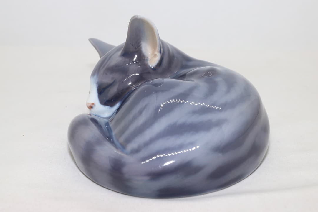 希少 ロイヤルコペンハーゲン フィギュリン 眠り猫 ねむり猫