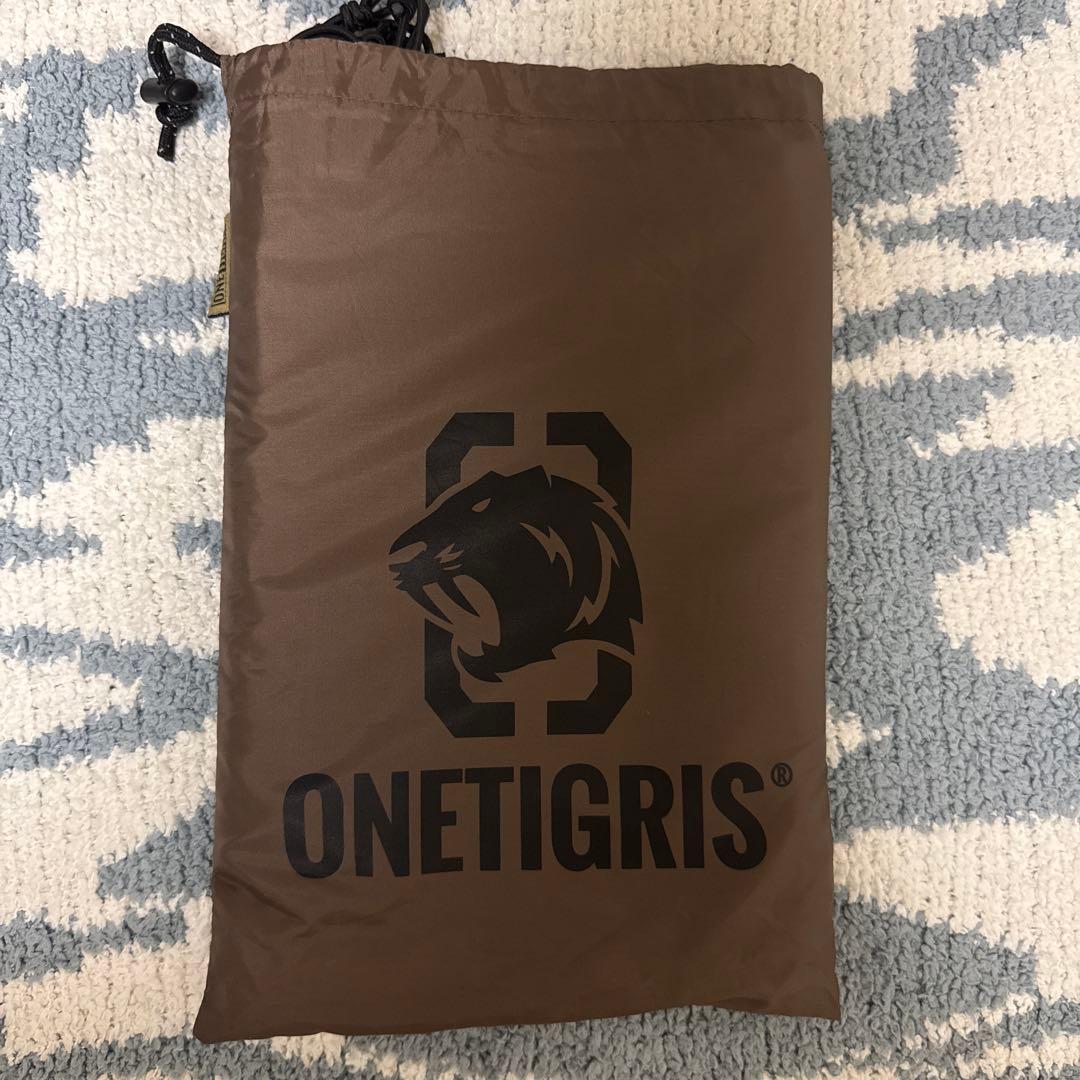 ONETIGRIS シェルターテント ポール／グランドシート付き