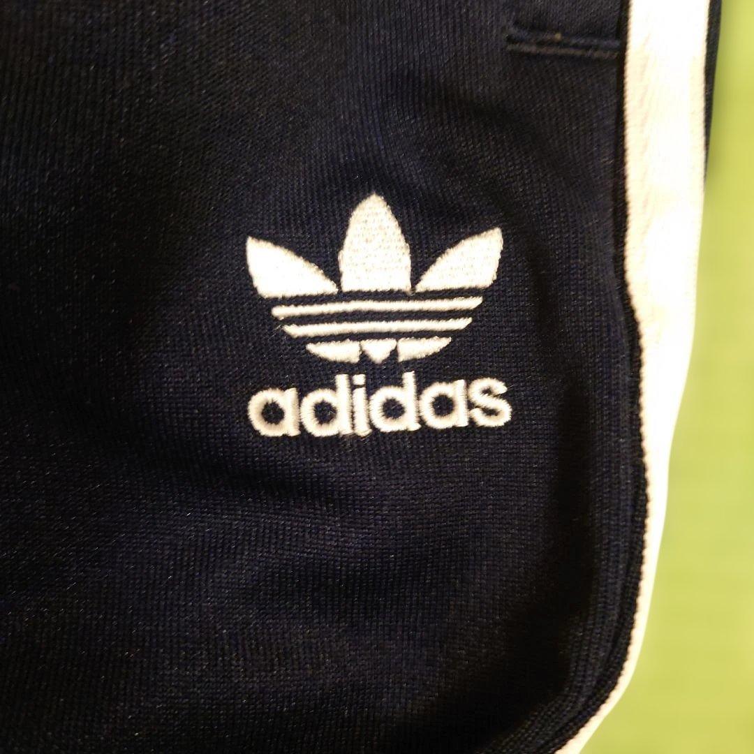 adidas ジャージ　パンツ ネイビー 3本ライン　濃紺　アディダス　定番