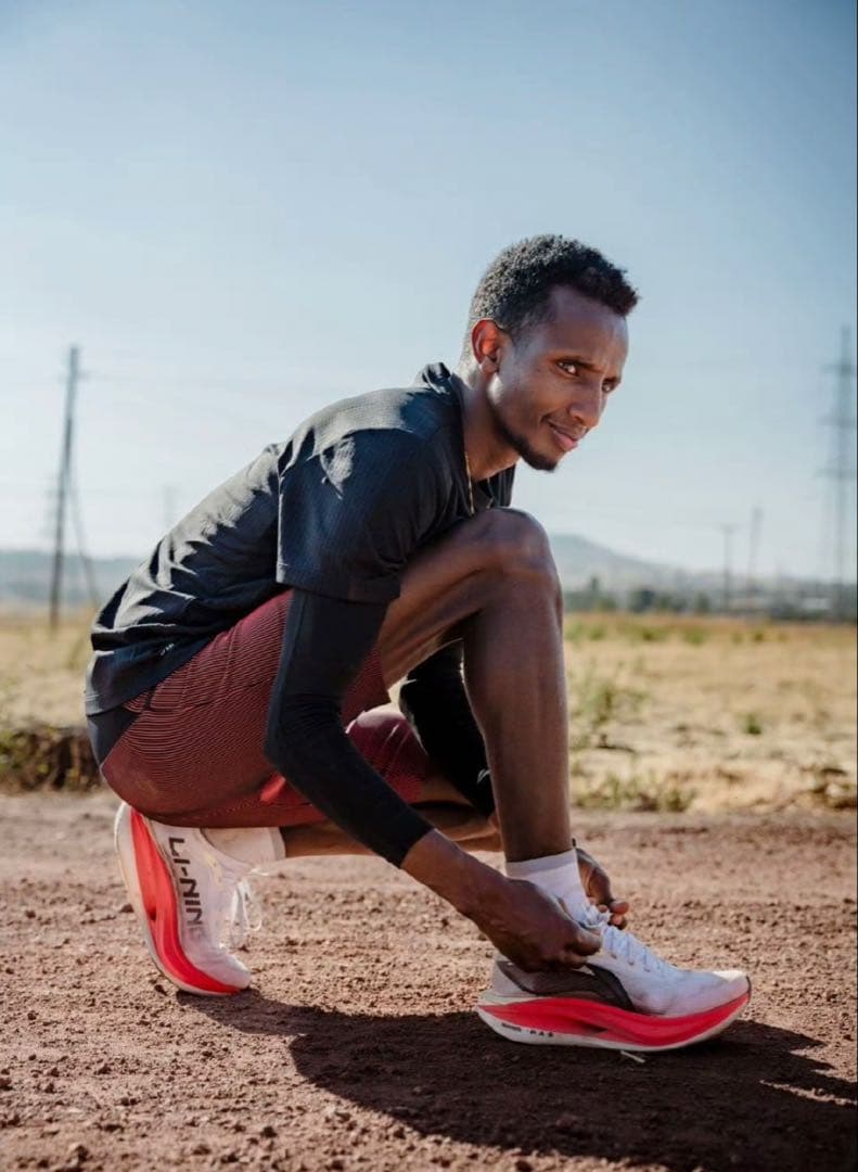 希少　リーニン Li-ning ハーフタイツ　赤黒 Lサイズ