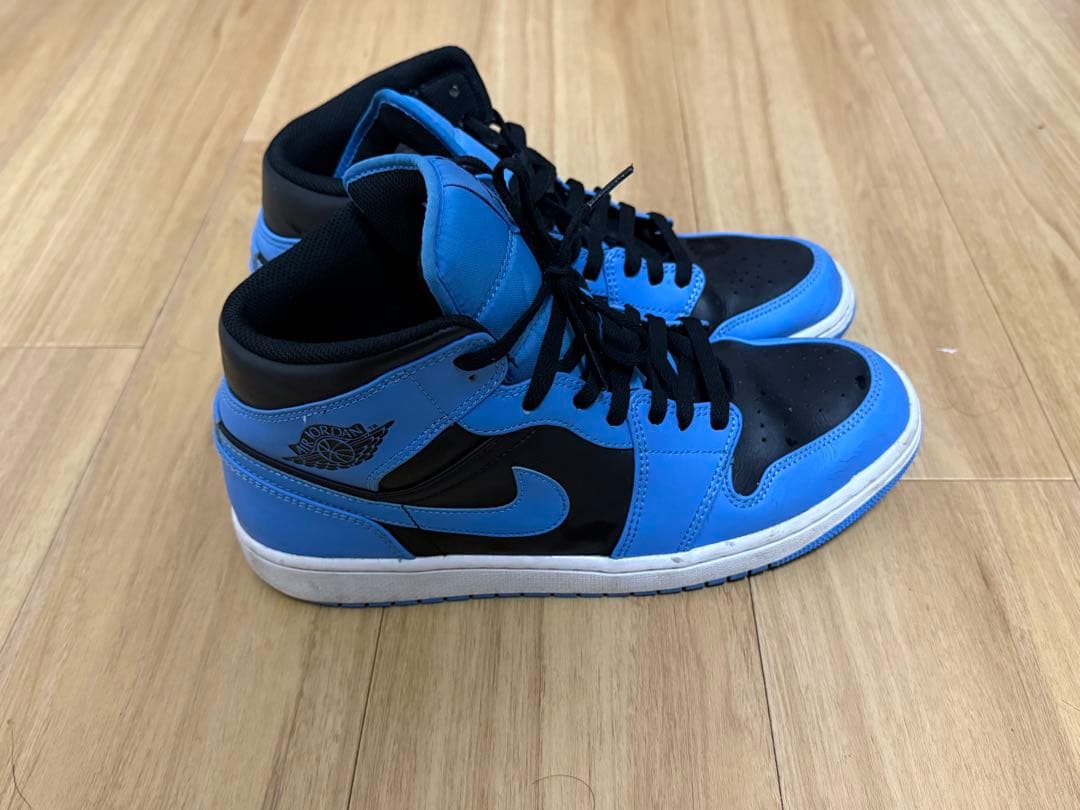 Nike Air Jordan 1 Mid ブルー/ブラック