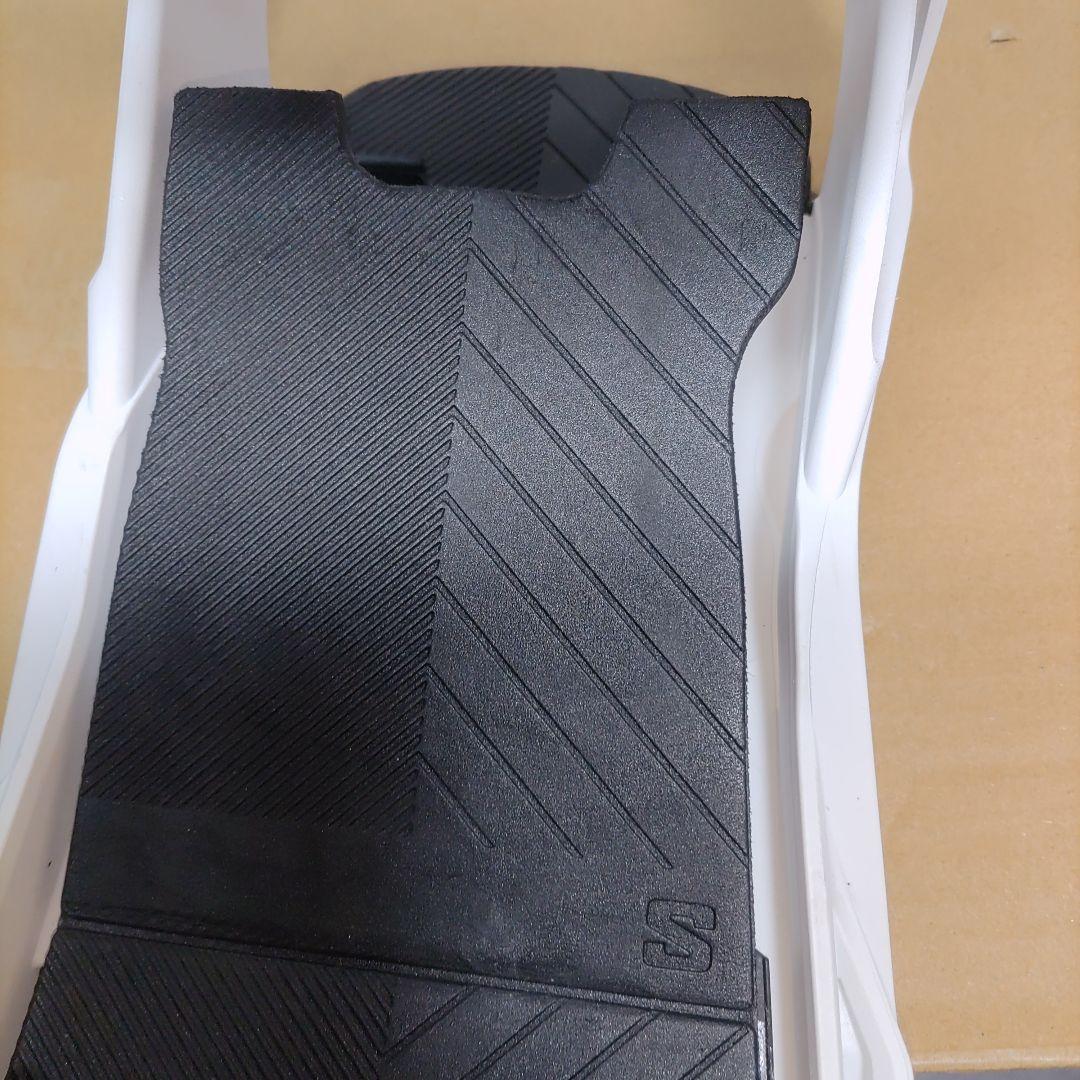 極美品　 SALOMON RHYTHM スノーボード L ビンディング