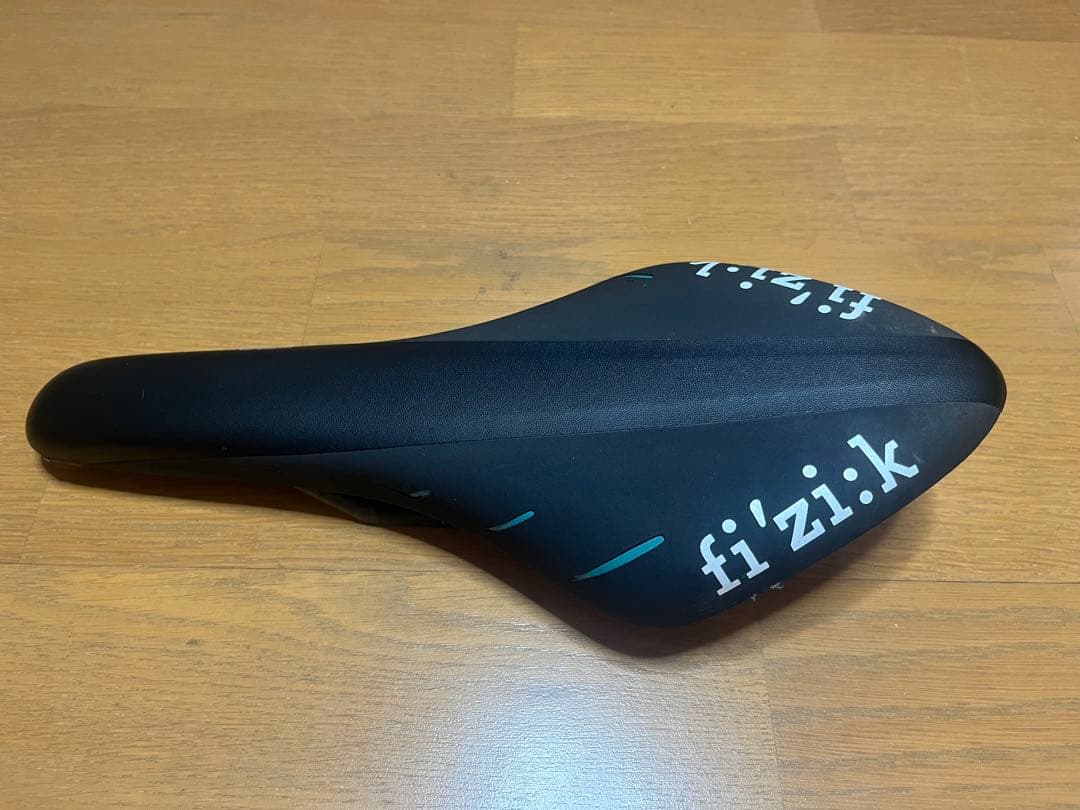 fizik ARIONE R1 レギュラー　カーボン