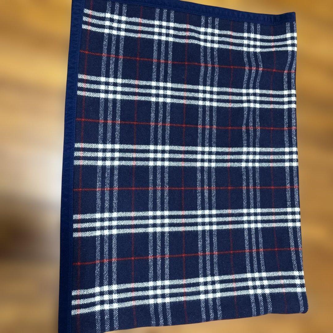 【SALE】Burberry 高級ウール100%毛布　 ネイビーチェック