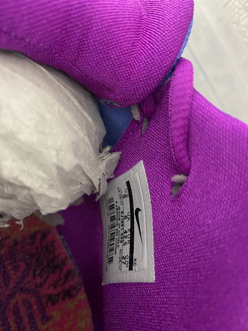 シューズ(男性用) Kyrie 4 Confetti Limited
